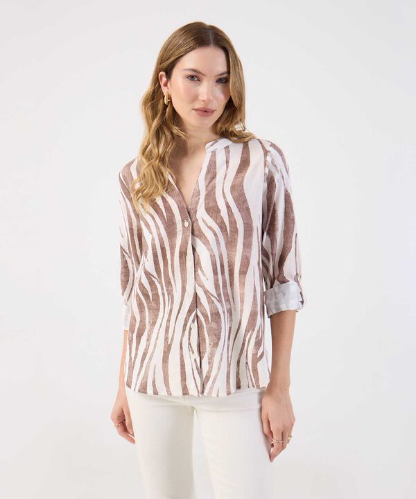 Blusa Para Mujer Estampada Cuello Ner&uacute; image number null