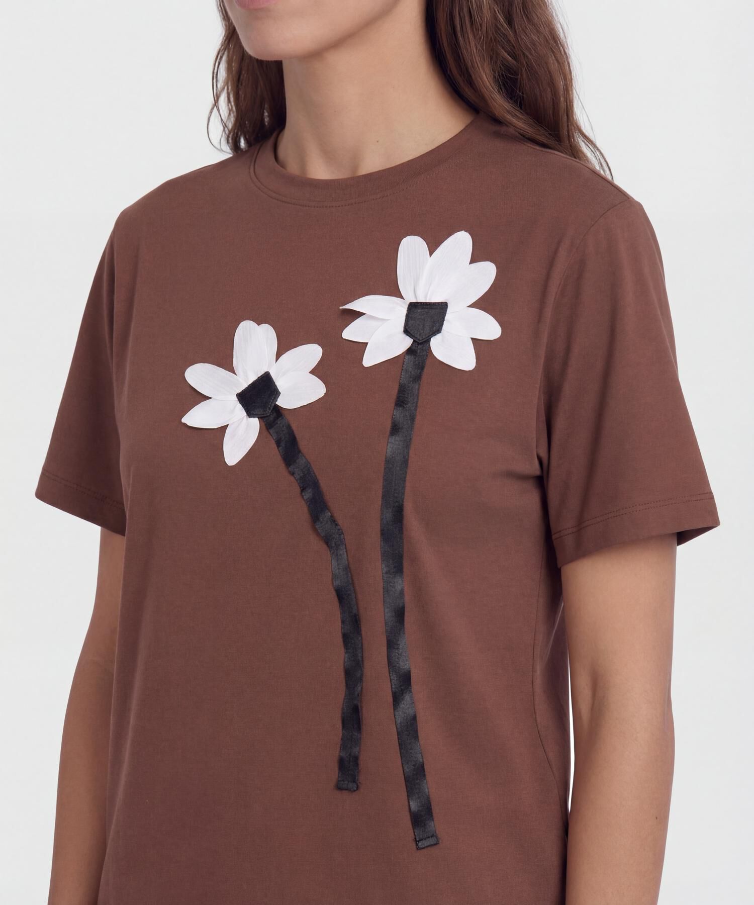 Camiseta con Apliques de Flores Para Mujer