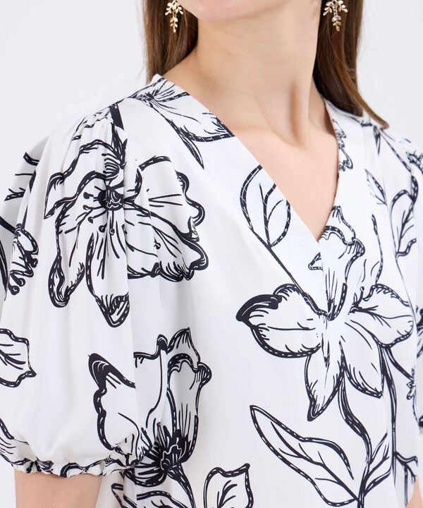 Blusa Estampada Cuello V