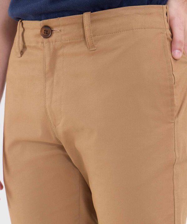 Pantal&oacute;n Chino B&aacute;sicos Moda