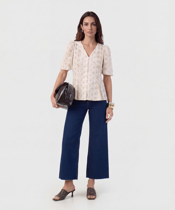 Blusa Con Bordado Suizo Para Mujer