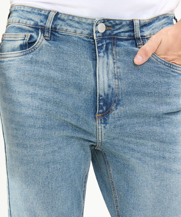 Jeans Regular Tono Claro