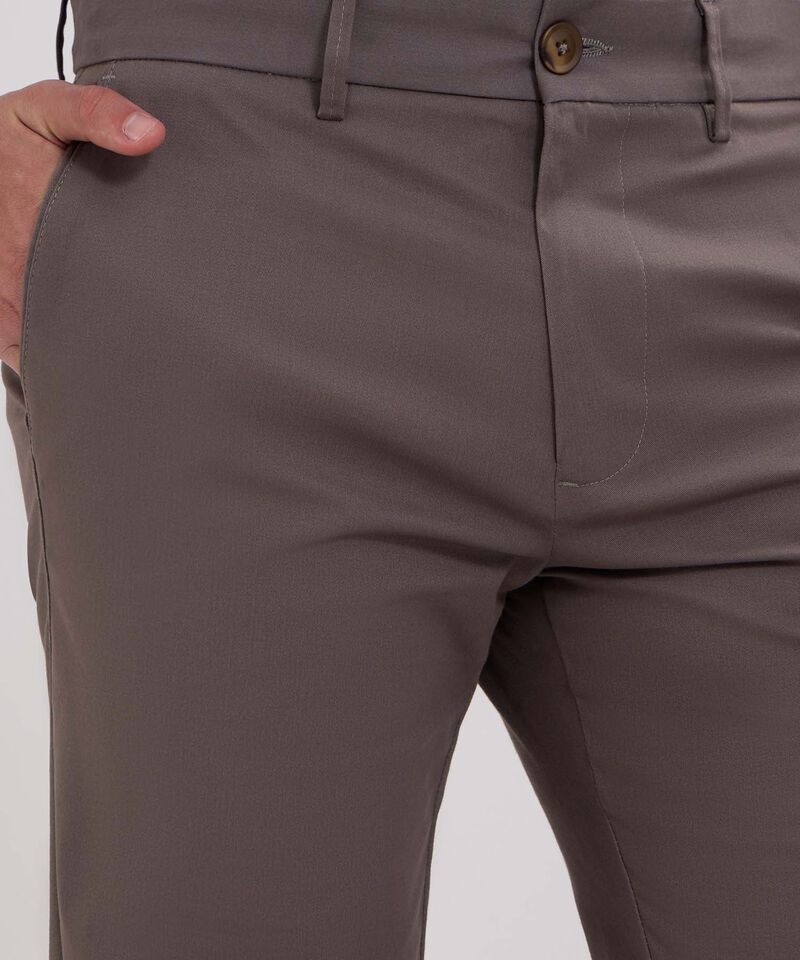 Pantalon Chino Basico Contraste