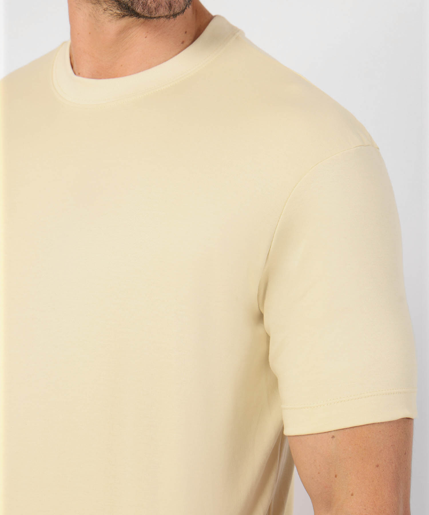 Camiseta de Algod&oacute;n Esencial para Hombre Cuello Redondo