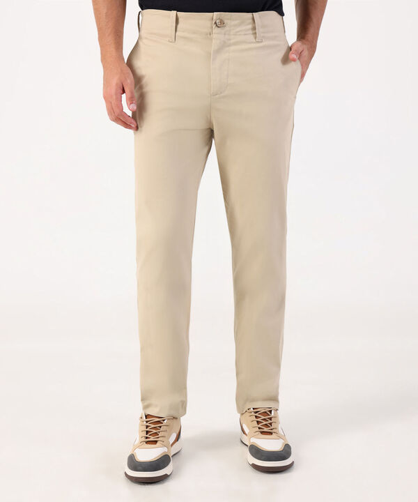 Pantal&oacute;n Chino Unicolor De Corte Casual image number null