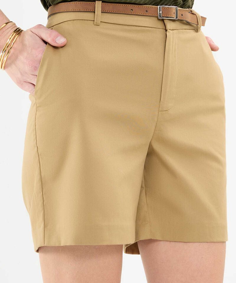 Bermuda Casual con Cintur&oacute;n