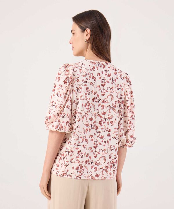 Blusa Con Estampado Y Botonadura 